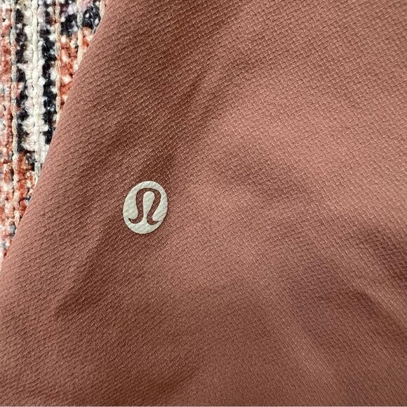 Lululemon License to Train High-Rise Short 4" in Dark Oxide Size 2 Brown Taupe - Picture 11 of 13